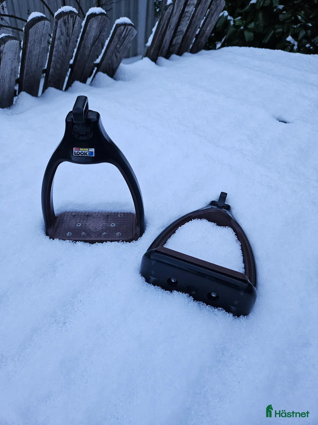 Stigbyglar hästutrustning till salu: Look Rid Up Plus Säkerhetsstigbyglar - Annons 2