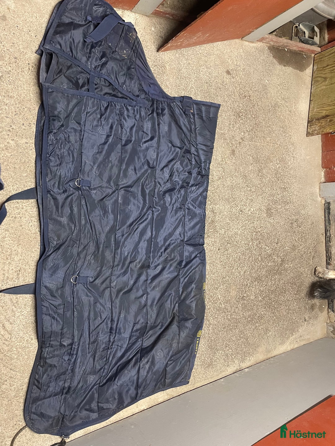 Täcken hästutrustning till salu: Trinity innetäcke liner  i Nyköping - Annons 1