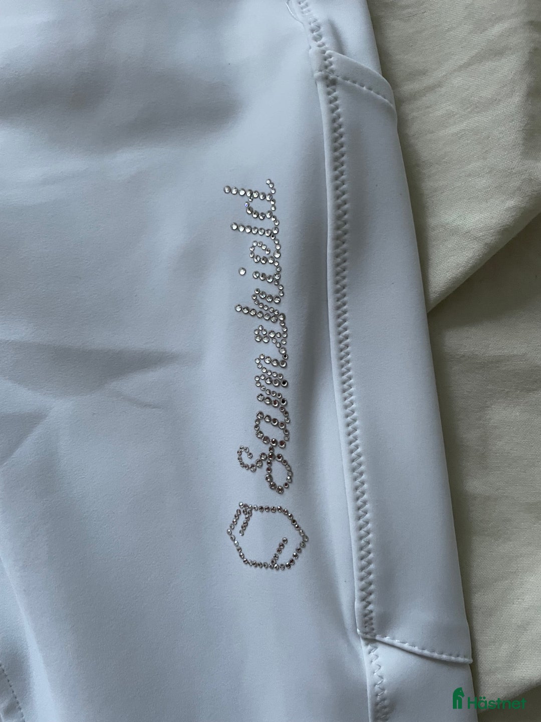 Ridbyxor ryttarutrustning till salu: Samsheld ridtajts  i Ödåkra - Annons 1