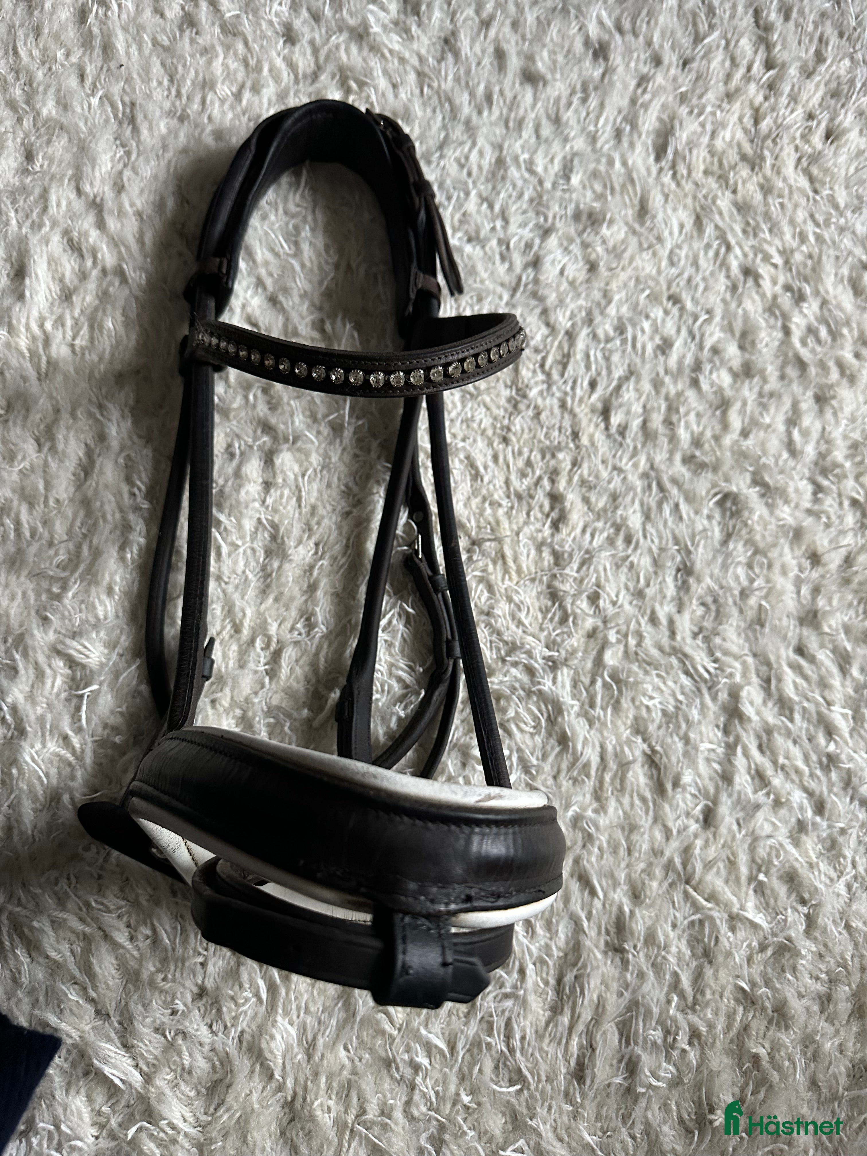 Träns hästutrustning till salu: Otto Schumacher - brunt rundsytt träns i Stockholm - Annons 4