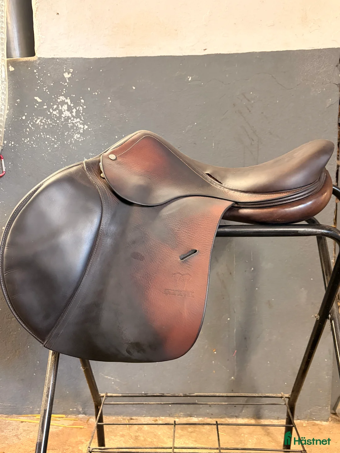 Sadlar hästutrustning till salu: Antarès Altaïr hoppsadel till salu i Perstorp - Annons 3