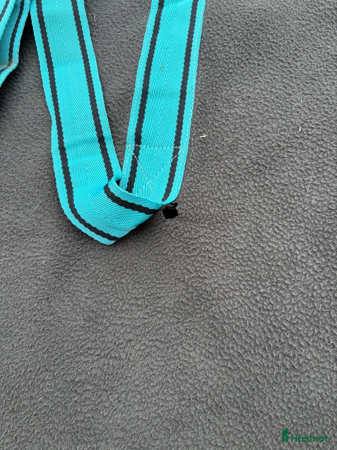 Täcken hästutrustning till salu: Fleecetäcke Kerbl i Sollerön - Annons 4