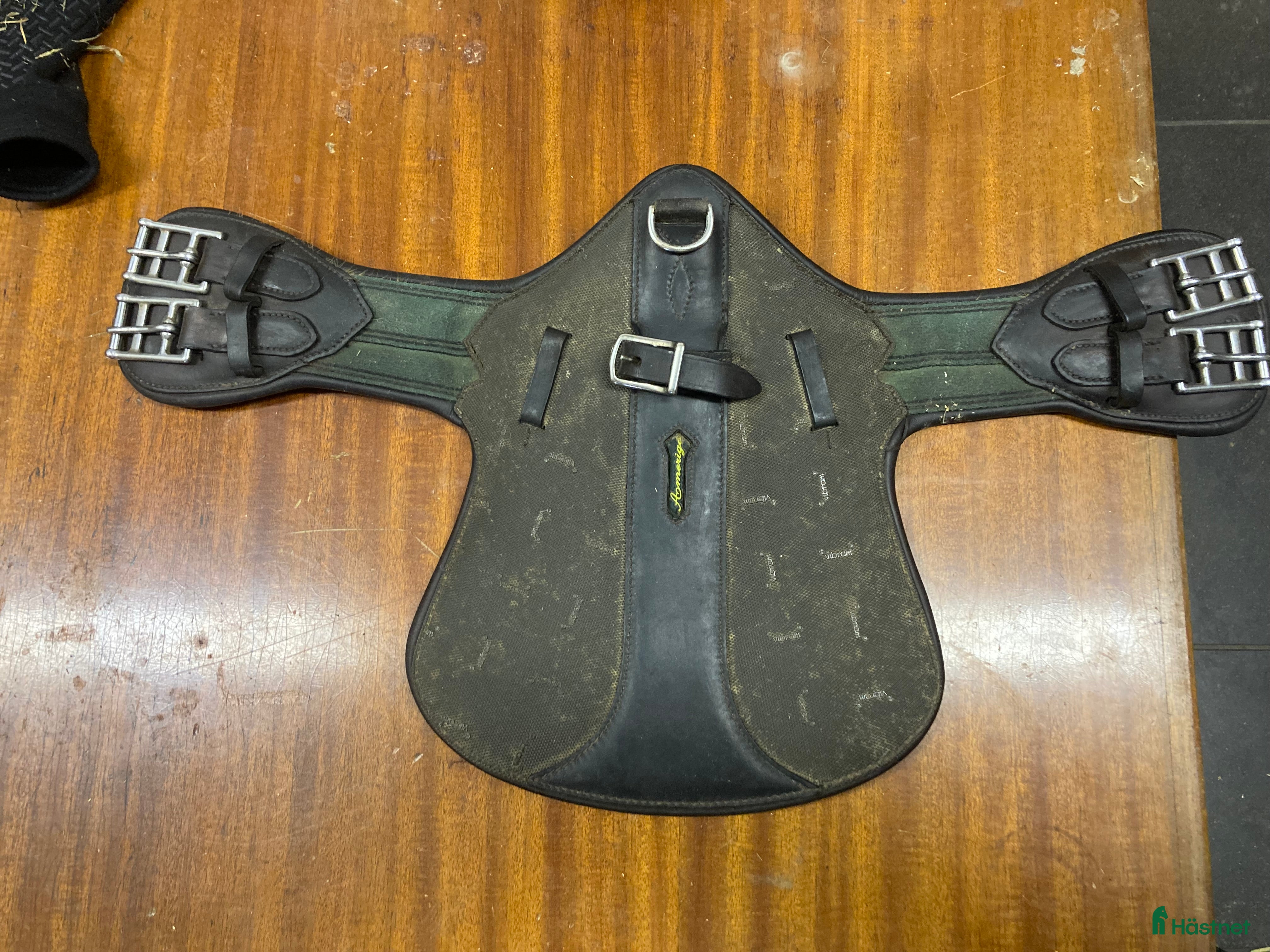 Sadeltillbehör hästutrustning Sadelgjord Amerigo kort - Annons 1