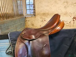 Sadlar hästutrustning Sadel Bates caprilli - Annons 1
