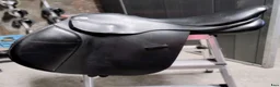 Sadlar hästutrustning till salu: Svart Fairfield flatback stl 17". - Annons 1
