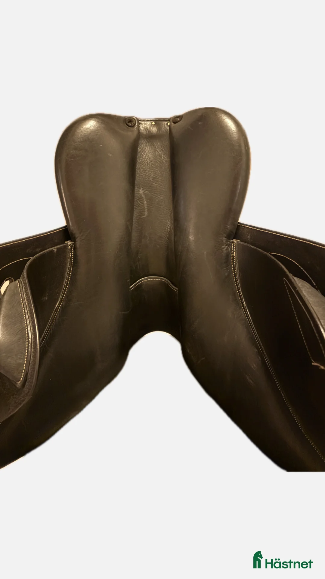 Sadlar hästutrustning till salu: Fräsch ikonic sadel - Annons 4