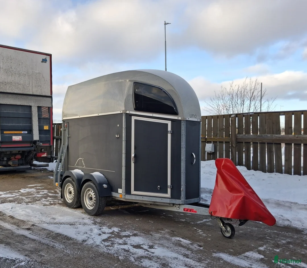 Hästtransporter  fordon & transport till salu: Hästtransport i mycket gott skick i Uppsala - Annons 1