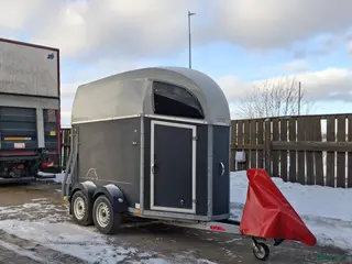 Hästtransporter fordon & transport till salu: Hästtransport i mycket gott skick i Uppsala - Annons 3