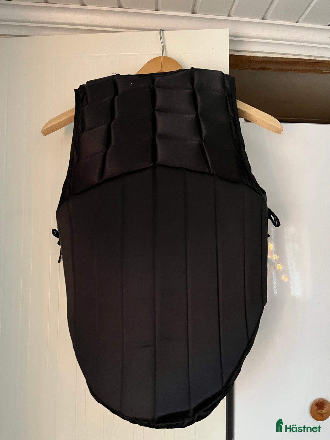 Säkerhetsvästar ryttarutrustning till salu: Racesafe väst  i Borlänge - Annons 2