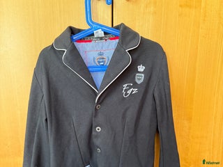 Jackor & Kavajer ryttarutrustning till salu: Superfin tävlingskavaj! i Höllviken - Annons 1