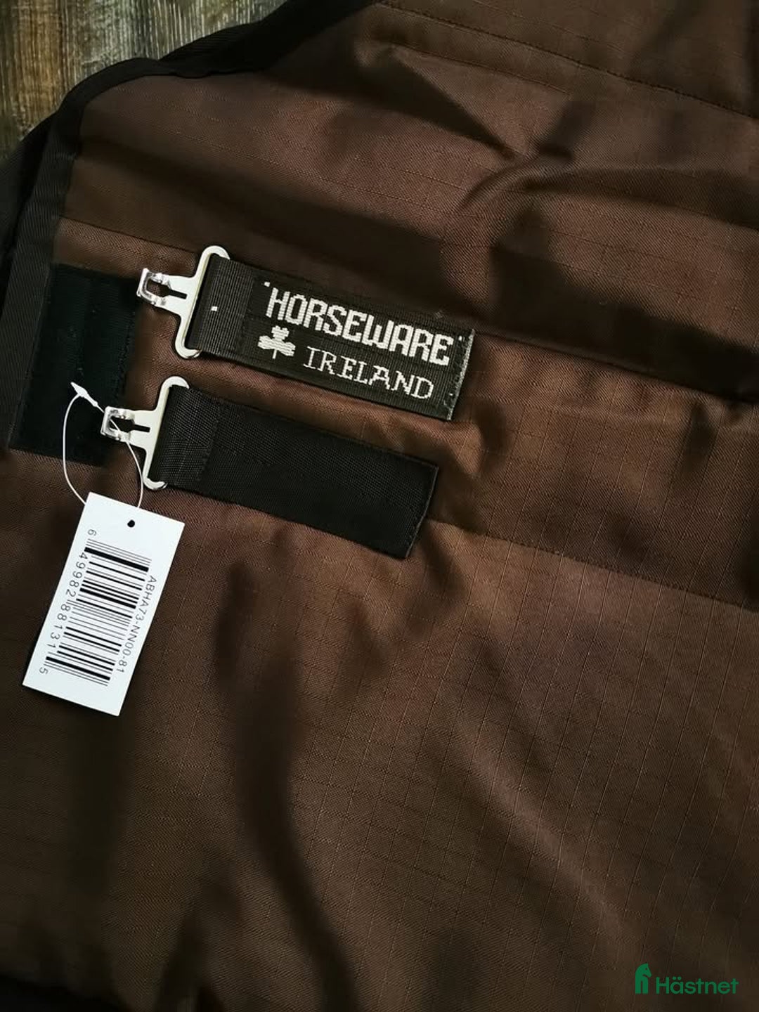 Täcken hästutrustning till salu: Horseware Stable Rug 250g stl 155 i Avesta - Annons 5