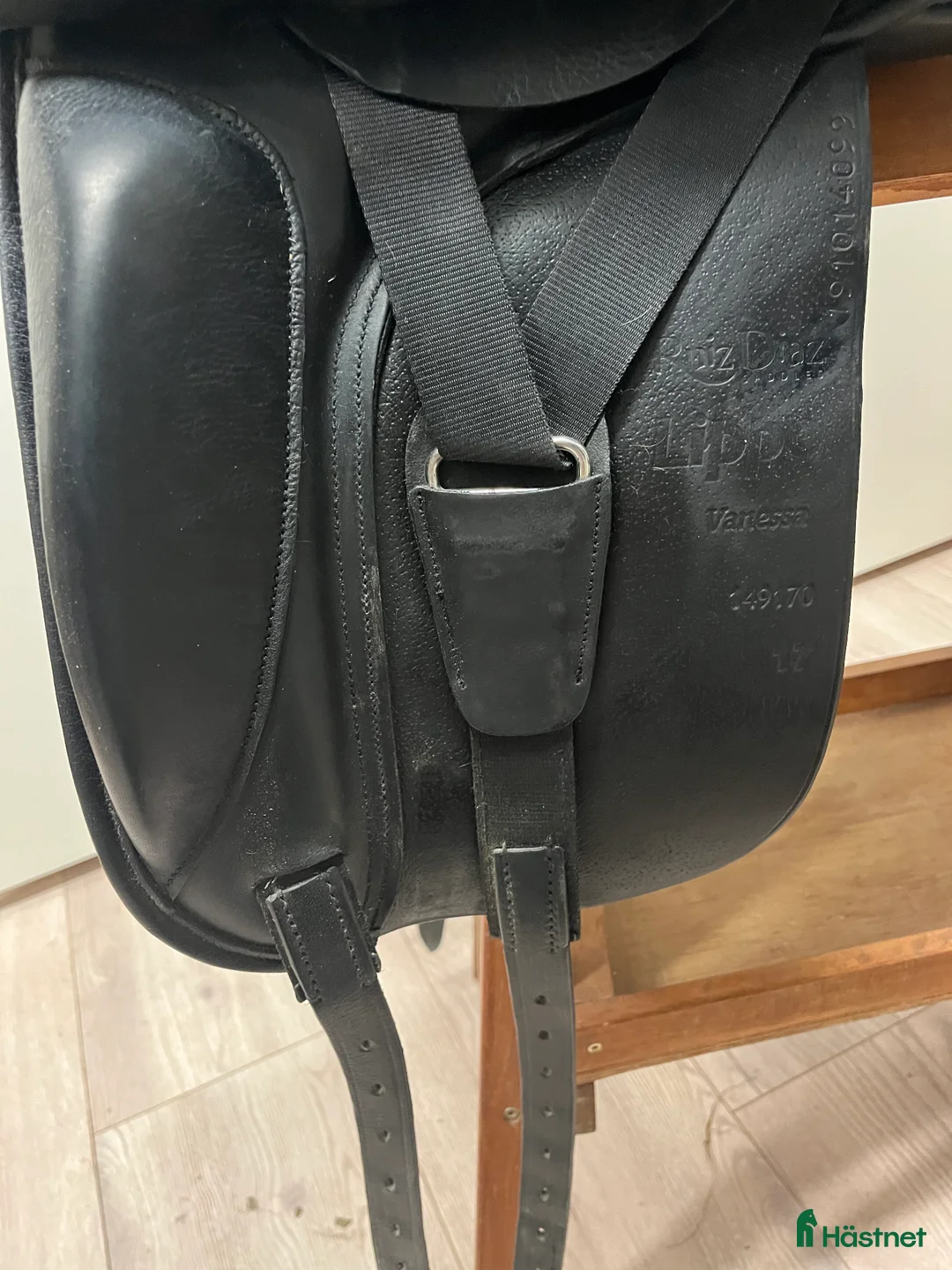Sadlar hästutrustning till salu: Lippo Vanessa i Boden - Annons 5