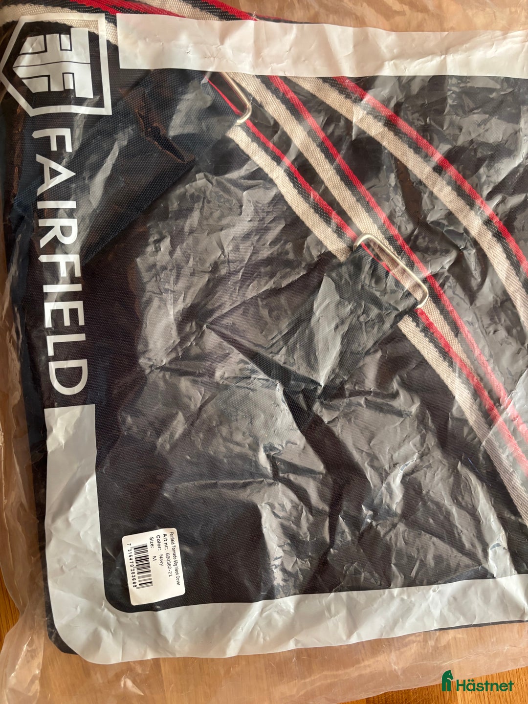 Täcken hästutrustning till salu: Regntäcke Tornado 50g Fairfield strl 135 i Hägersten - Annons 2