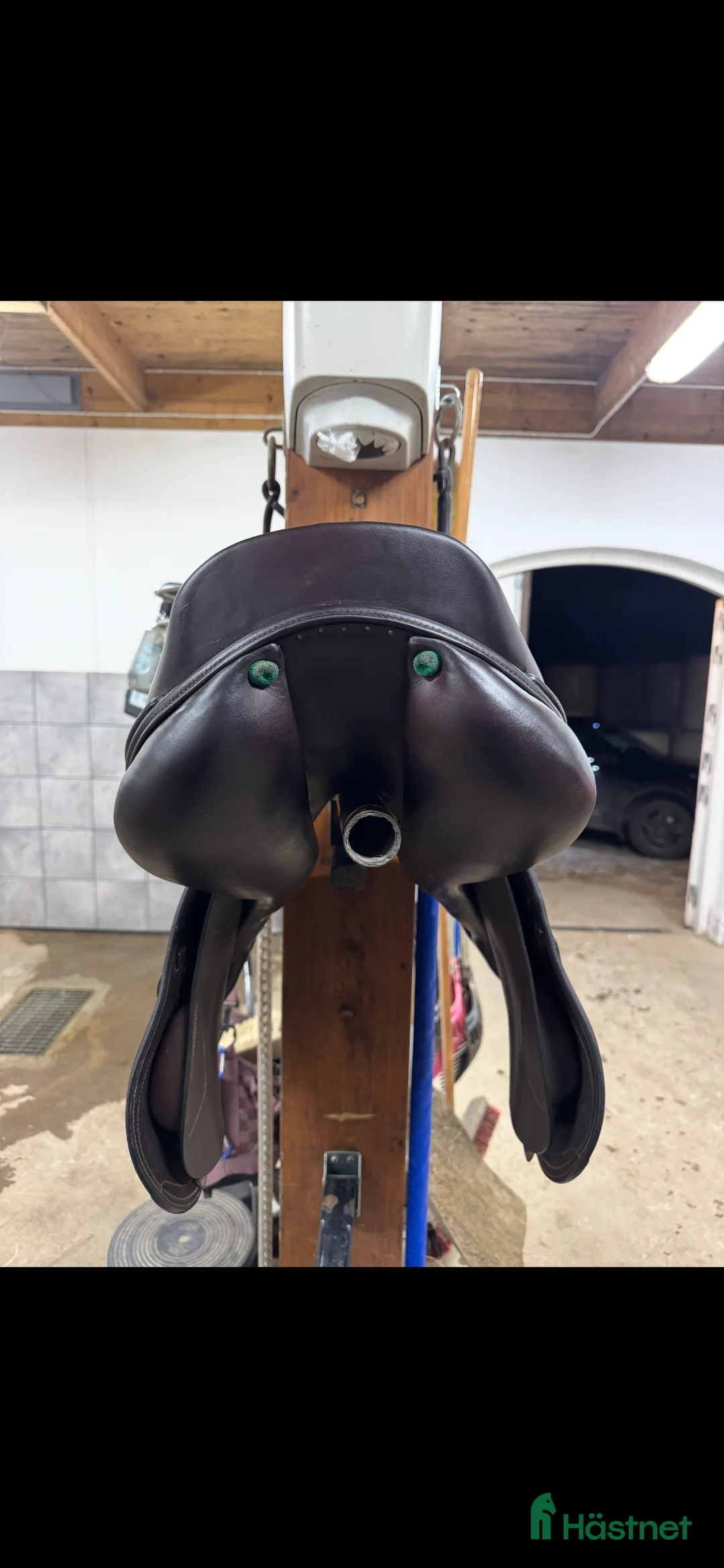 Sadlar hästutrustning till salu: 🦄FYND🦄 Amerigo Dj Largo 17,5”  - Annons 4