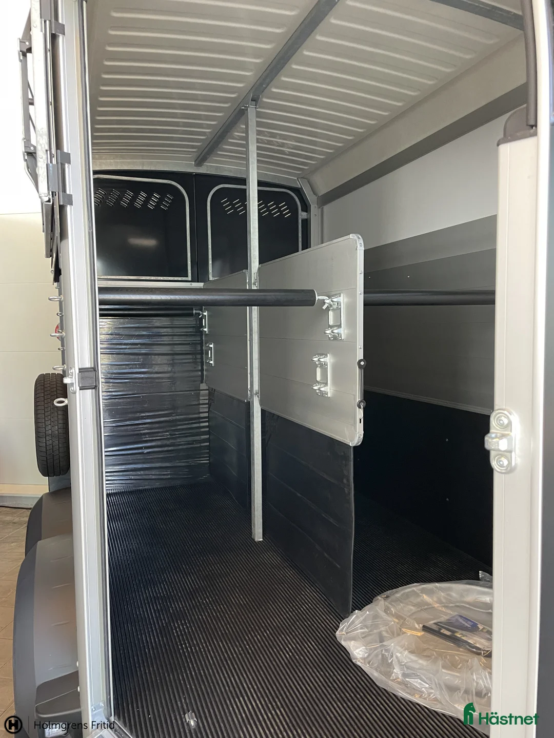 Hästtransporter  fordon & transport till salu: Hästtransport för 2 hästar i Värnamo - Annons 3