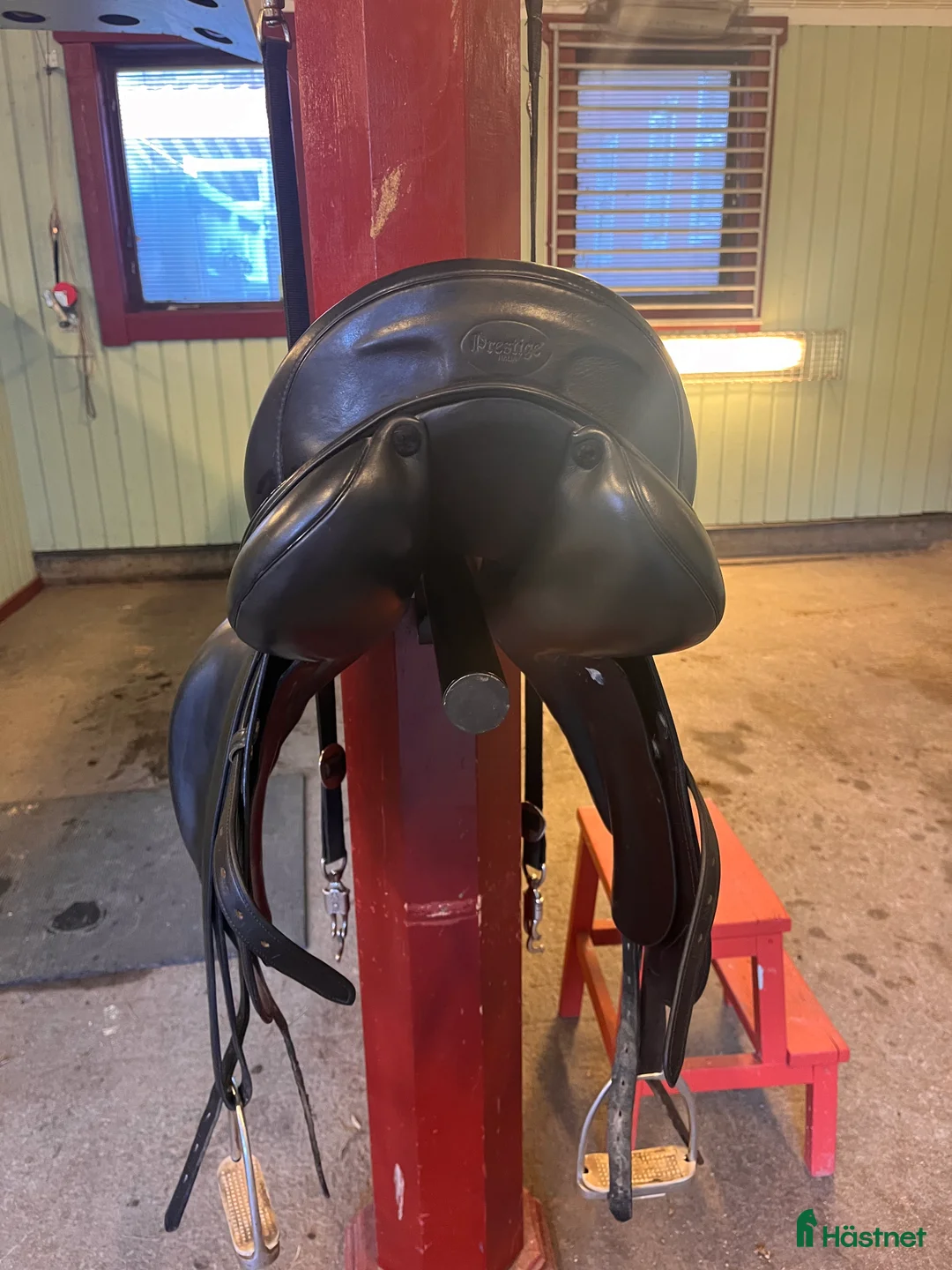 Sadlar hästutrustning till salu: Prestige Rembrandt dressyr svart. i Söderby - Annons 4
