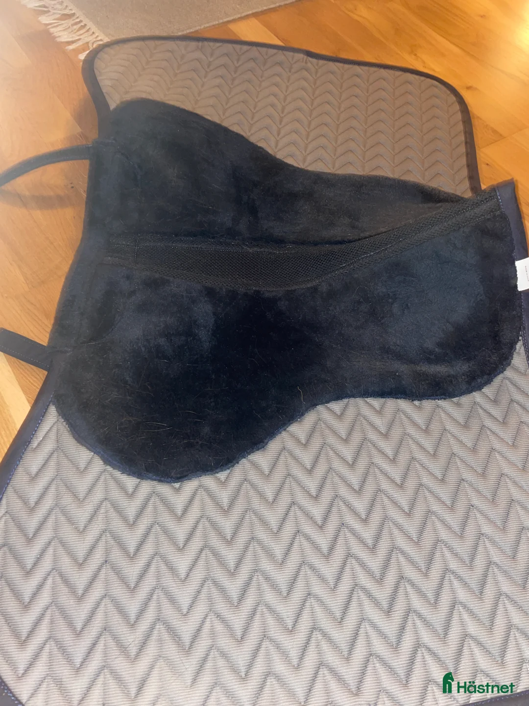 Schabrak & Vojlockar hästutrustning till salu: hekt nytt schabrak i Ås - Annons 1