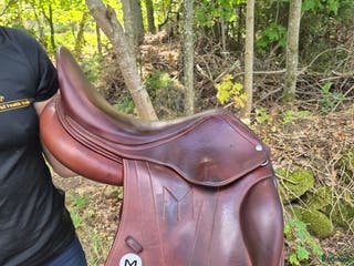 Sadlar hästutrustning till salu: Meyer dressyrsadel i Lyckeby - Annons 14
