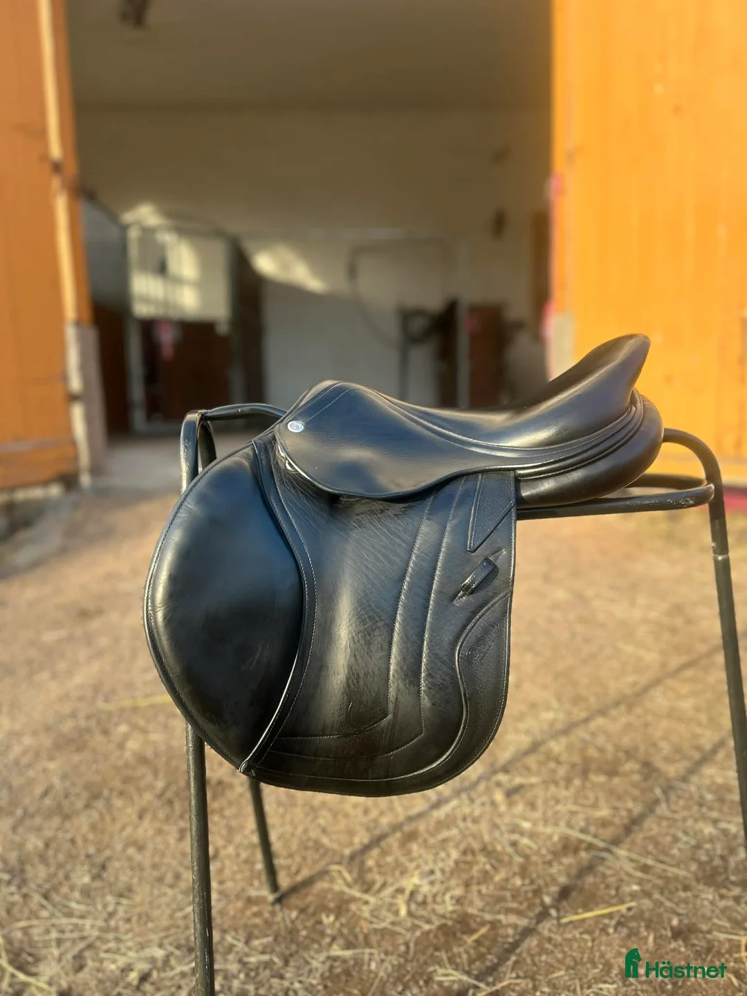 Sadlar hästutrustning till salu: CWD Hoppsadel - Annons 1