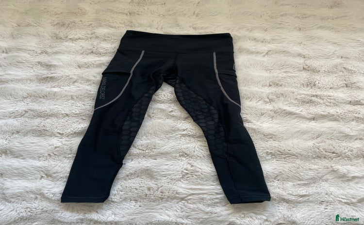 Ridbyxor ryttarutrustning till salu: Maya Delorez ridbyxor  i Gislaved - Annons 5