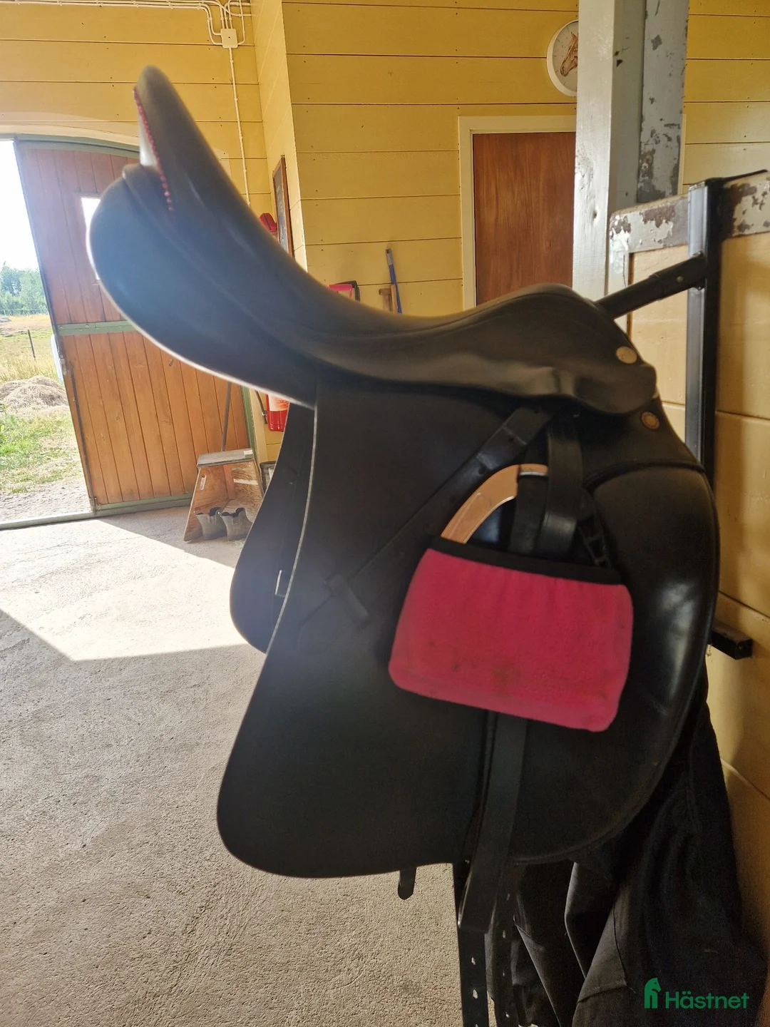 Sadlar hästutrustning till salu: Prestige top dressage - Annons 2