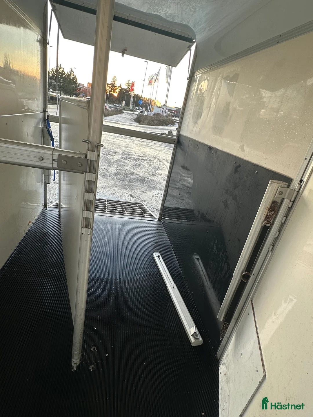 Hästtransporter  fordon & transport till salu: UMESLÄP BA35-140 i Uppsala - Annons 6