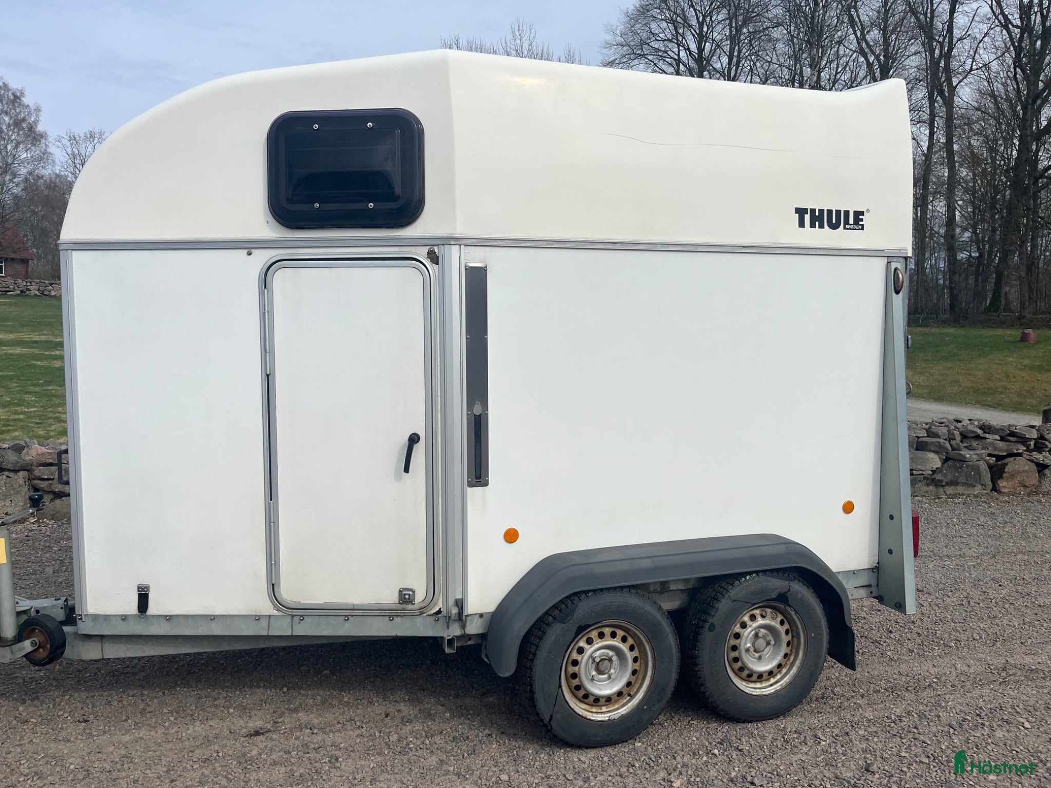 Hästtransporter  fordon & transport till salu: Thule Royal XT i gott skick - Annons 3
