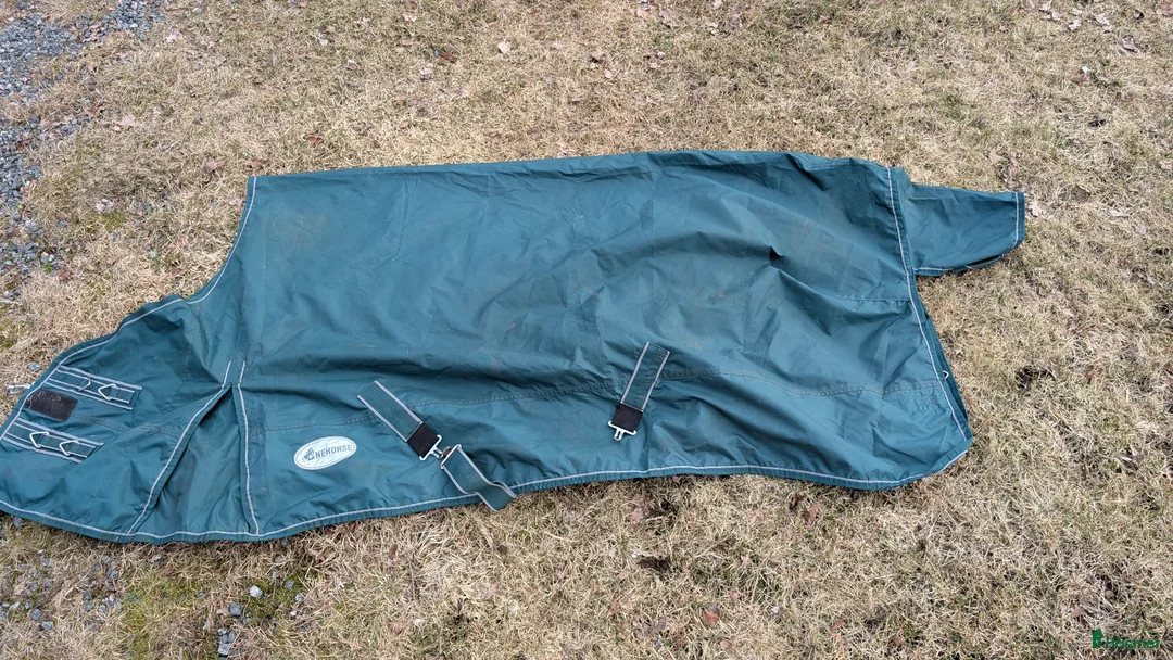 Täcken hästutrustning till salu: Täckespaket - Annons 2