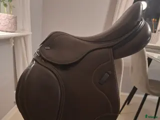 Sadlar hästutrustning Ikonic light 16 i Lyckeby - Annons 5