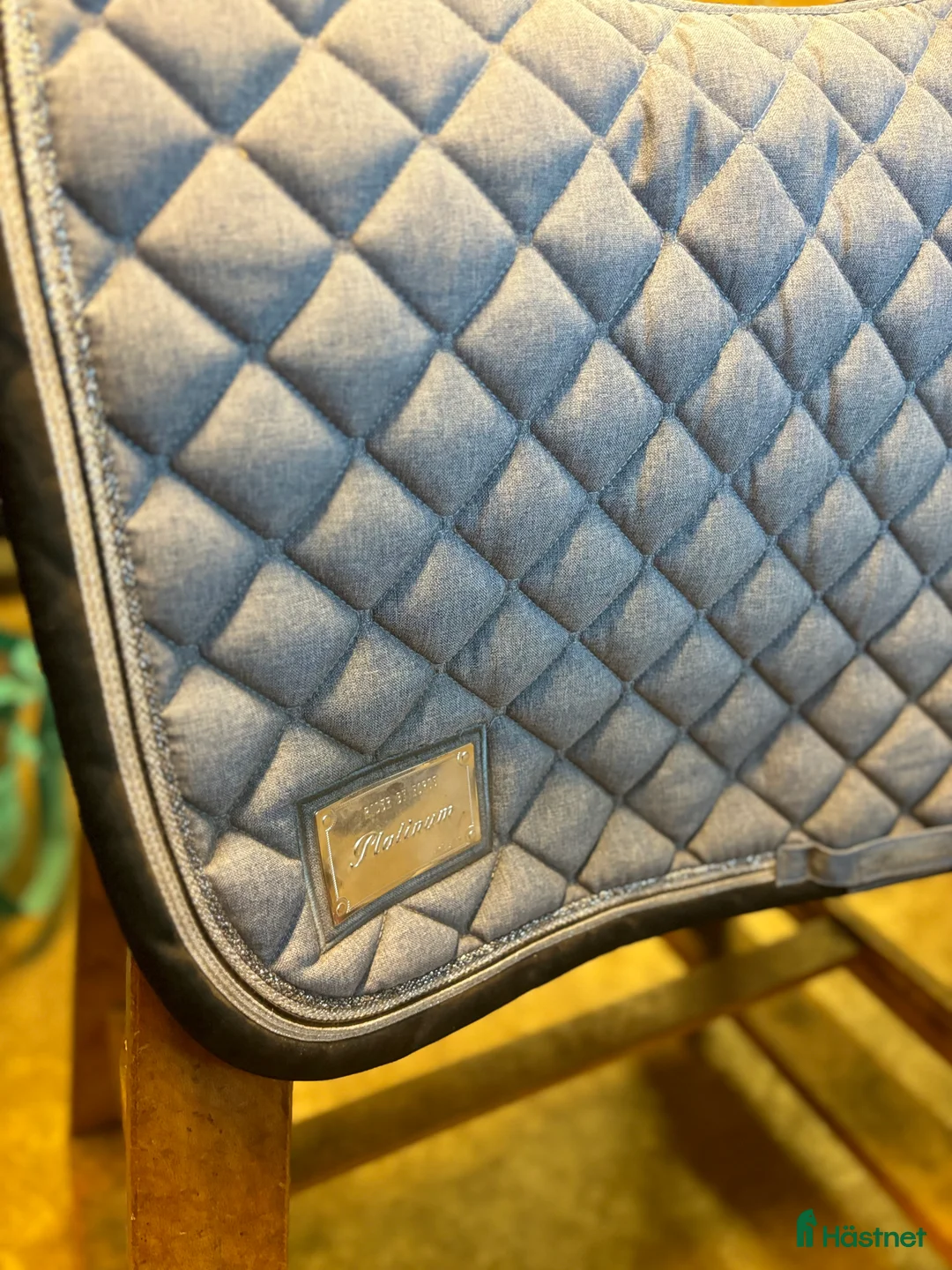 Schabrak & Vojlockar hästutrustning till salu: Rider by horse platinum schabrak i Ronneby - Annons 2