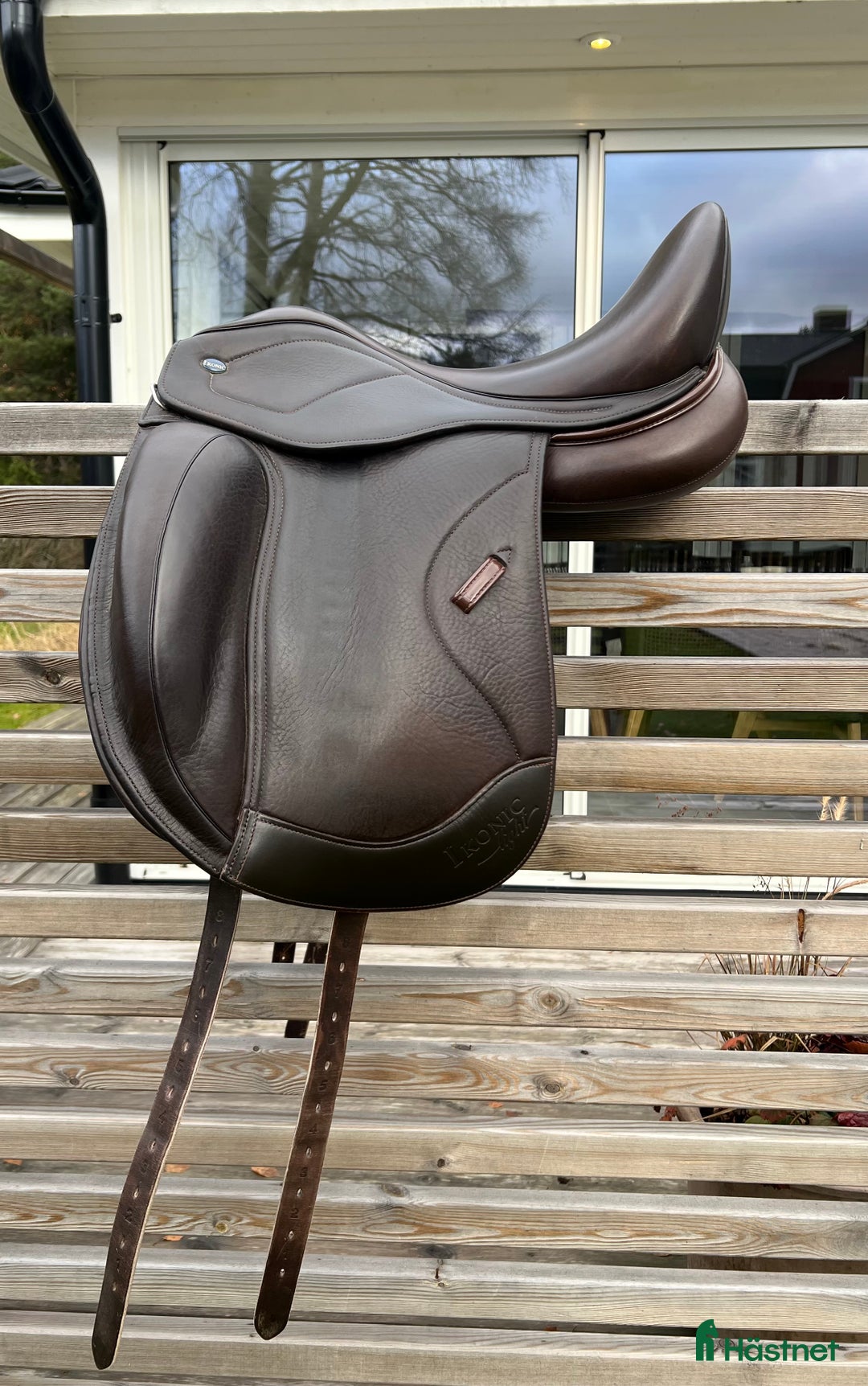 Sadlar hästutrustning till salu: Ikonic Light dressyr i Sveg - Annons 2