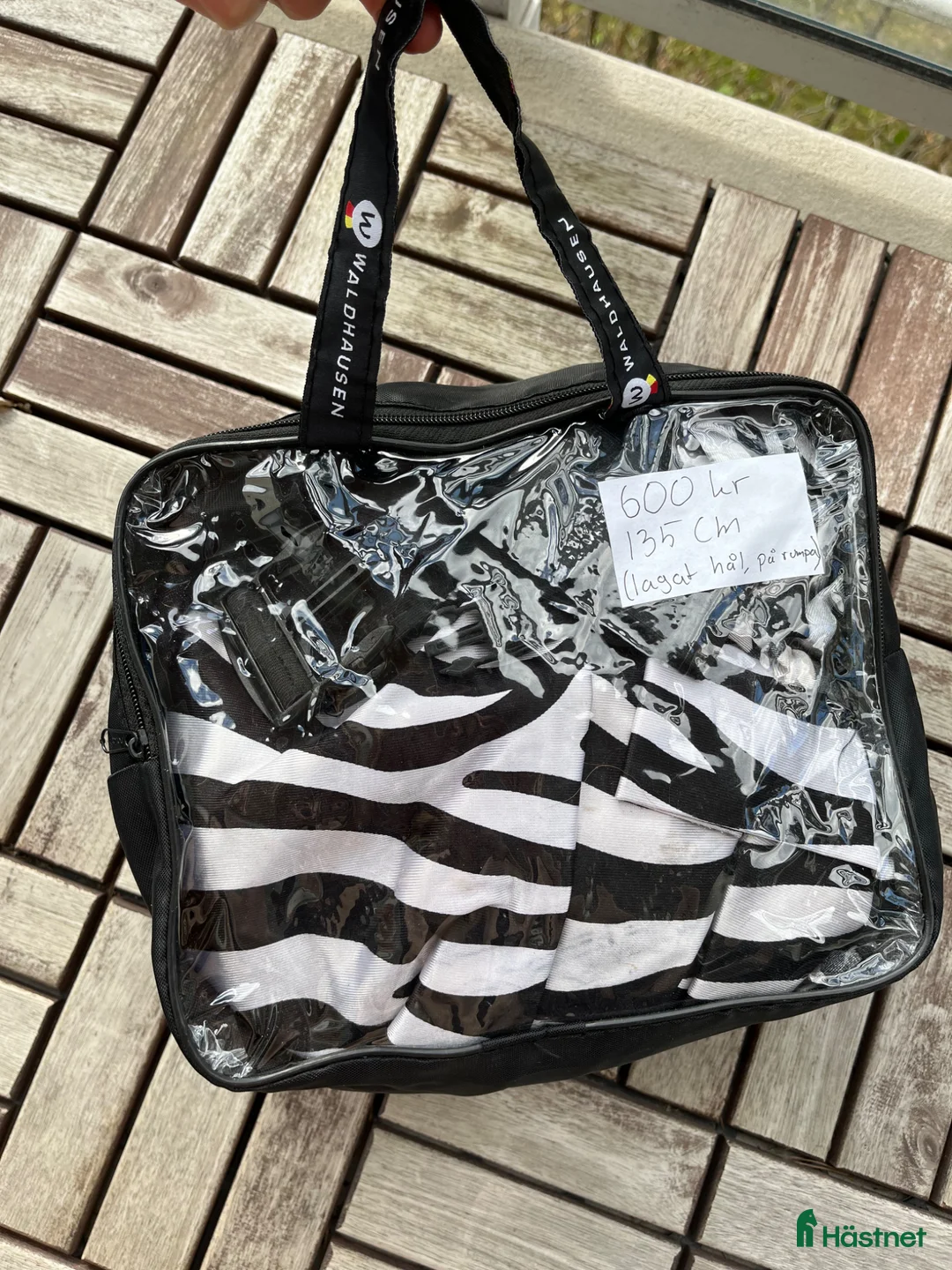 Täcken hästutrustning till salu: Waldenhausen eksemtäcke, 135 - Annons 2