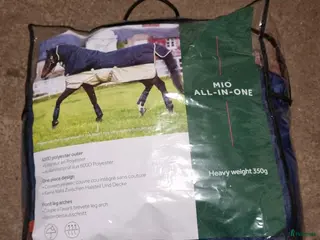 Täcken hästutrustning Mio vintertäcke i Landvetter - Annons 10