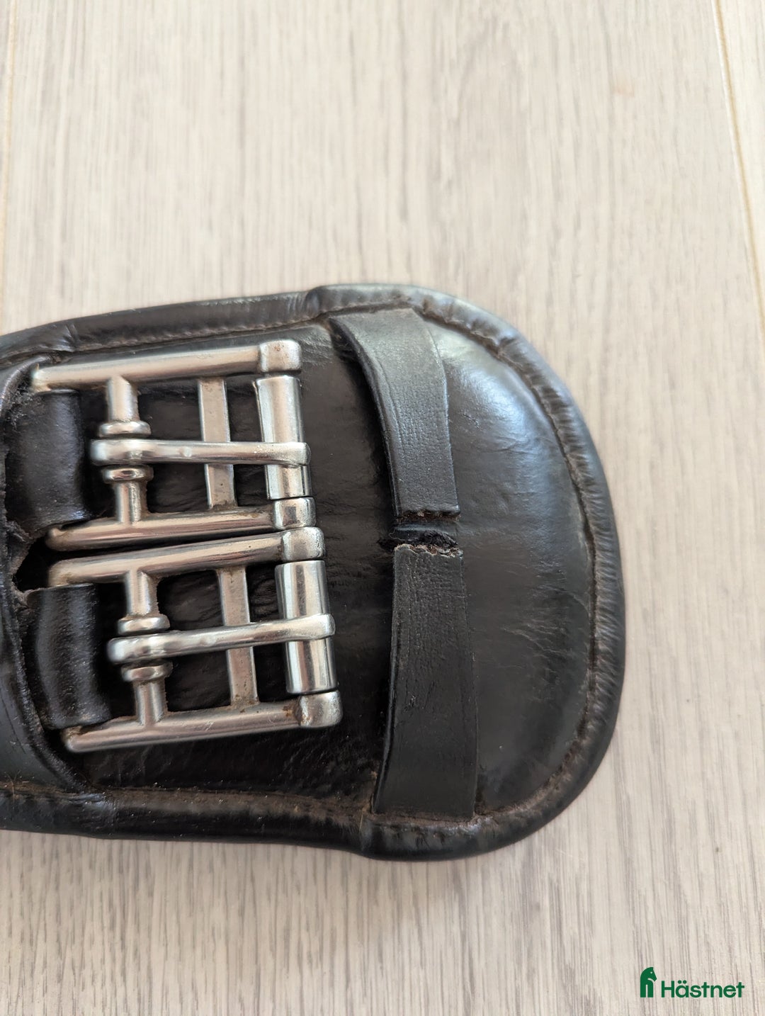 Sadeltillbehör hästutrustning till salu: Lippo dressyrgjord i Stenstorp - Annons 2