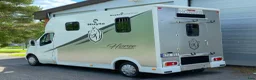 Hästlastbilar  fordon & transport till salu: Fin HÄSTLASTBIL Nuyts - Annons 4