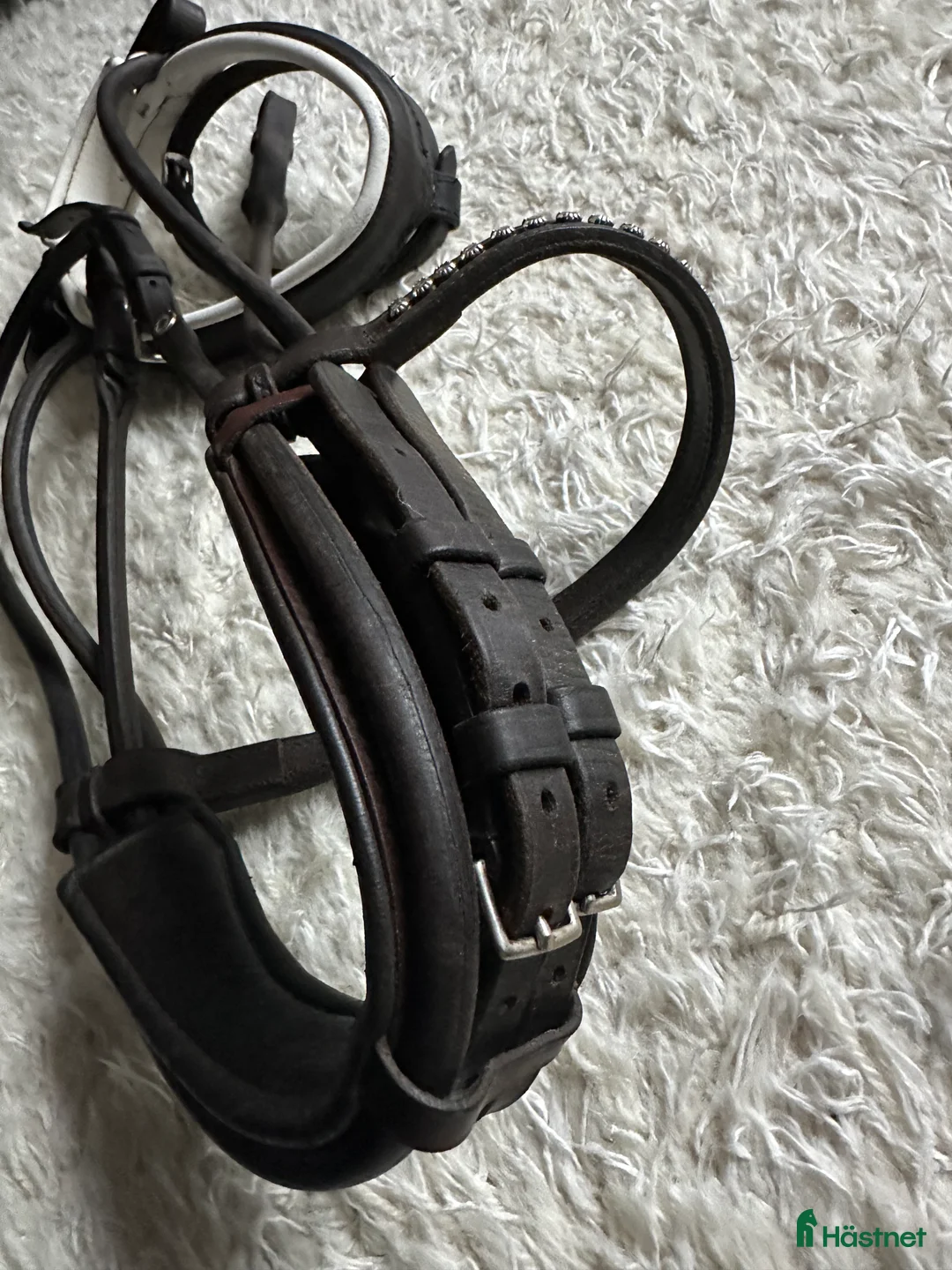 Träns hästutrustning till salu: Otto Schumacher - brunt rundsytt träns i Stockholm - Annons 5