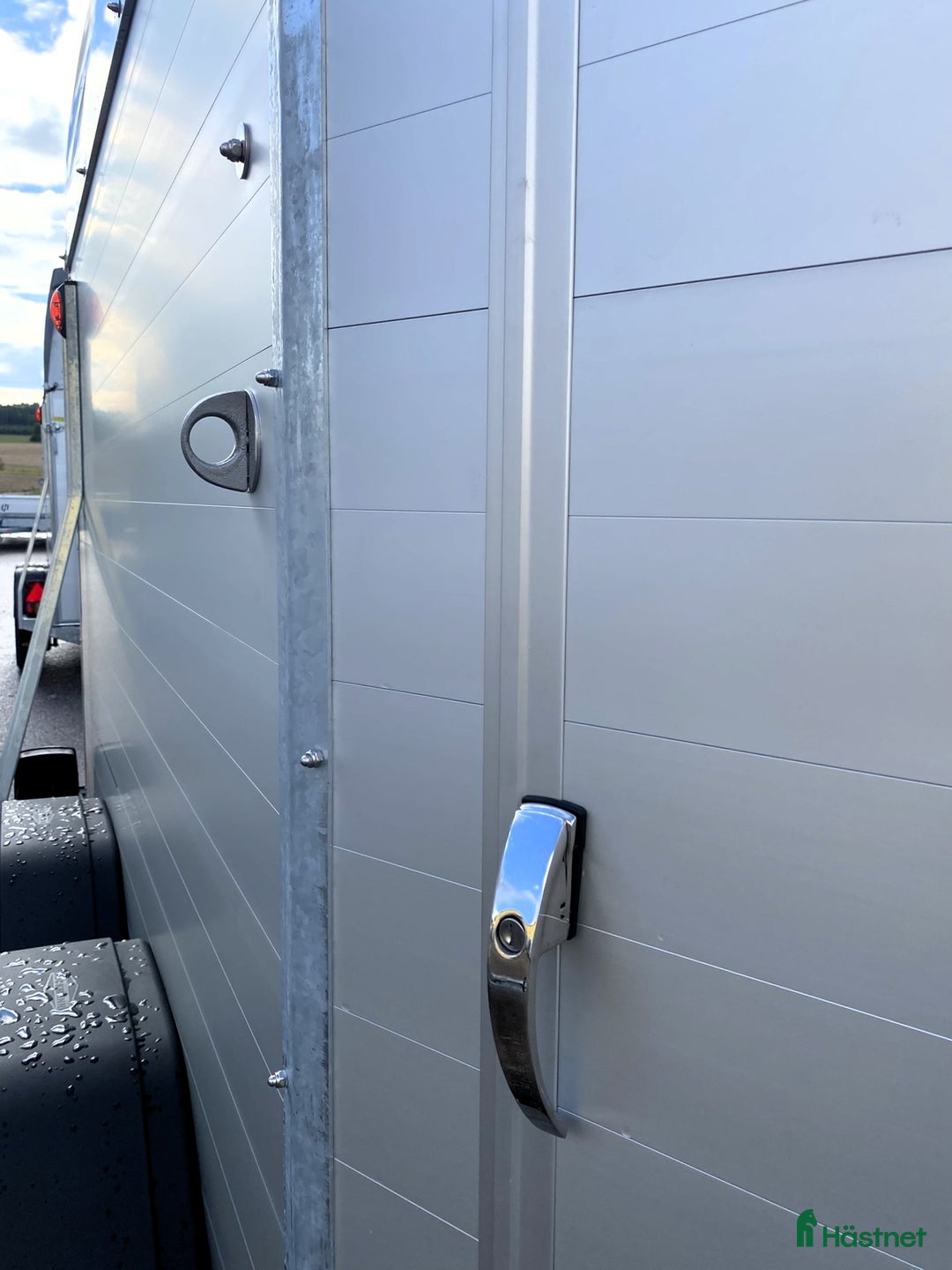 Hästtransporter  fordon & transport till salu: Tvåhästars Böckmann med sadelkammare i Kvicksund - Annons 8