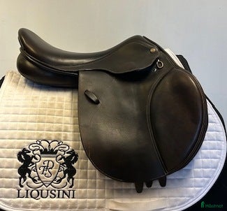 Sadlar hästutrustning till salu: Hoppsadel Pessoa Amo 17" i Uppsala - Annons 13