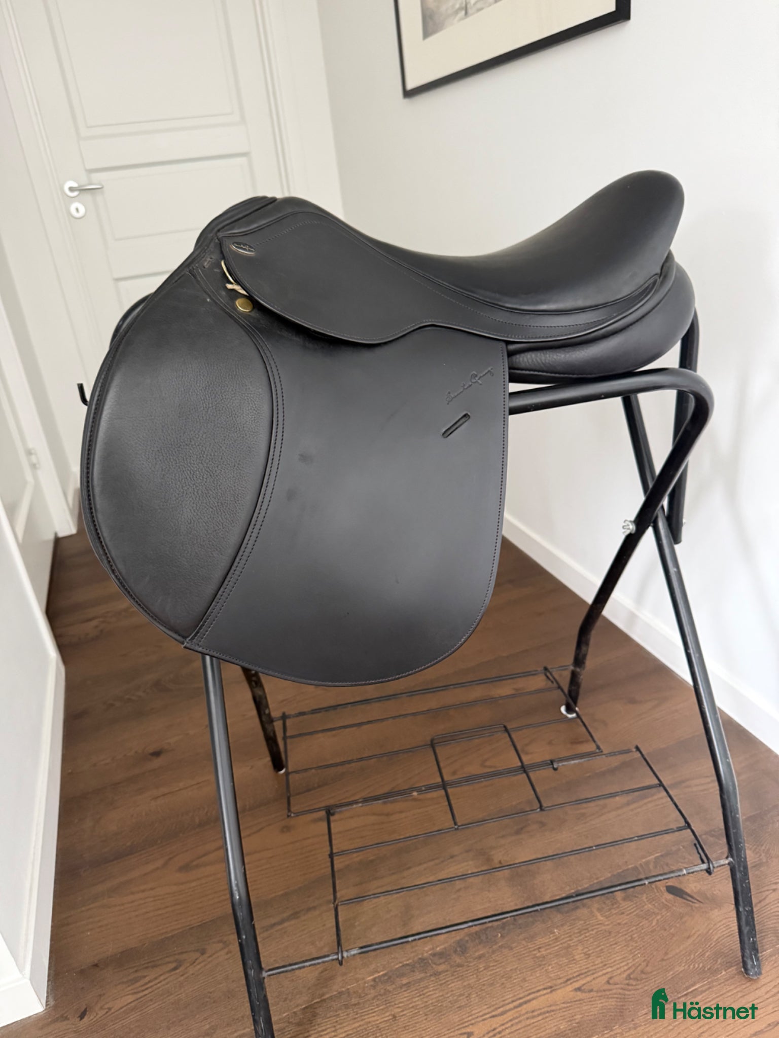 Sadlar hästutrustning till salu: Ny Santa Cruze Celine Regular Line 17,5” XX-wide - Annons 4