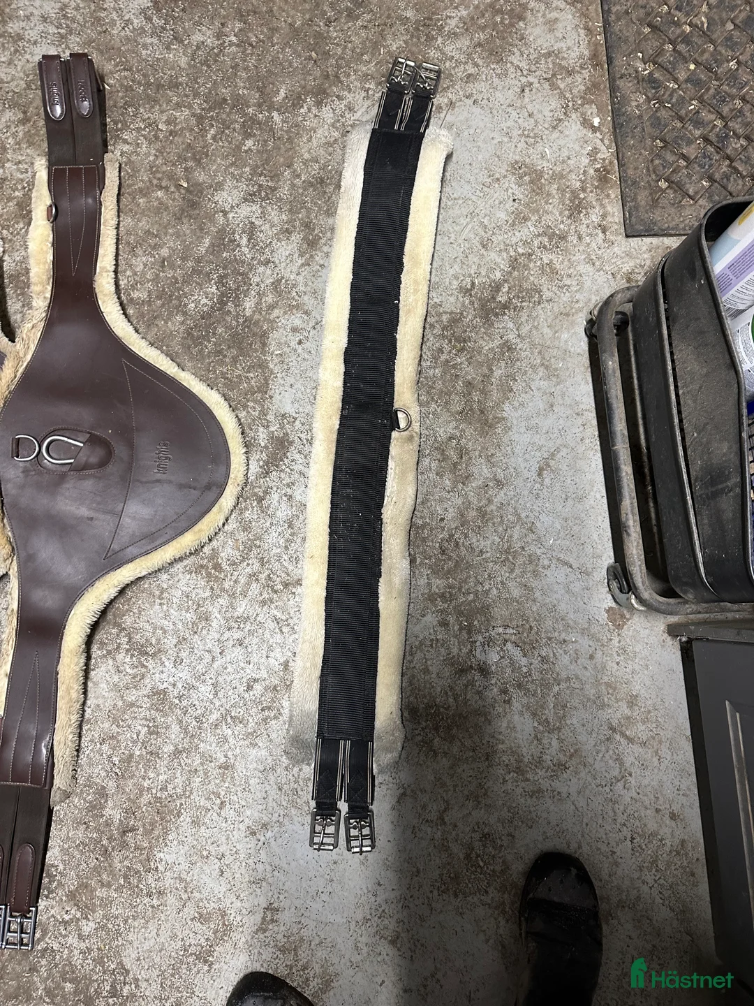 Sadeltillbehör hästutrustning till salu: Sadelgjordar i Norrtälje - Annons 1