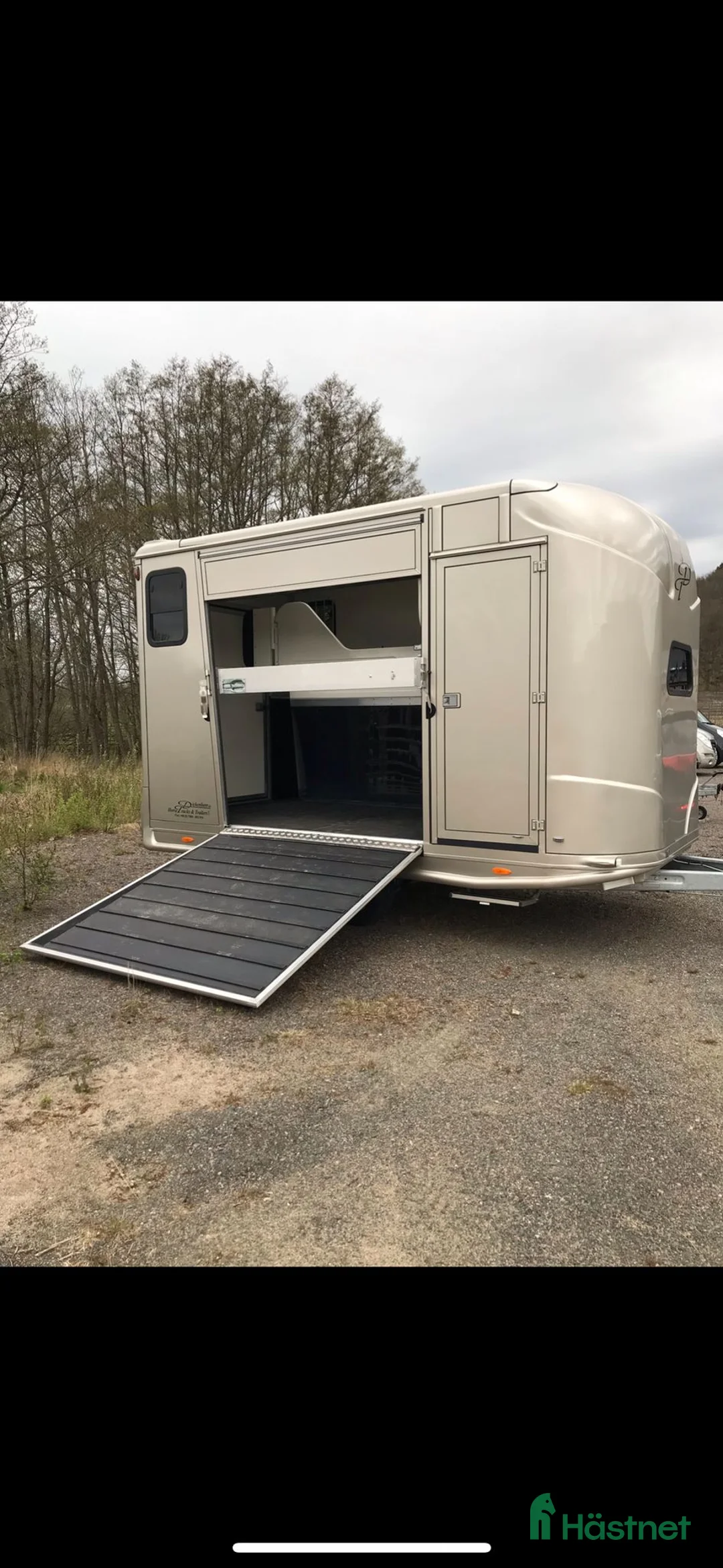 Hästtransporter  fordon & transport till salu: Kvalitets släp med sidolastning  - Annons 1