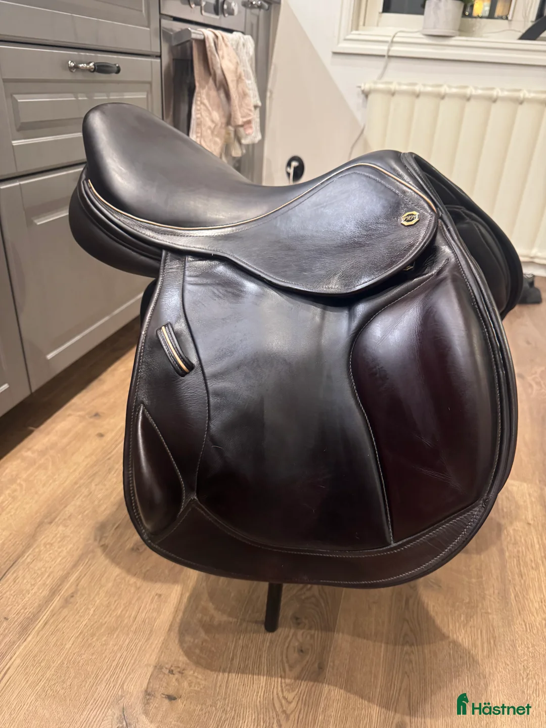 Sadlar hästutrustning till salu: Hoppsadel - Annons 2