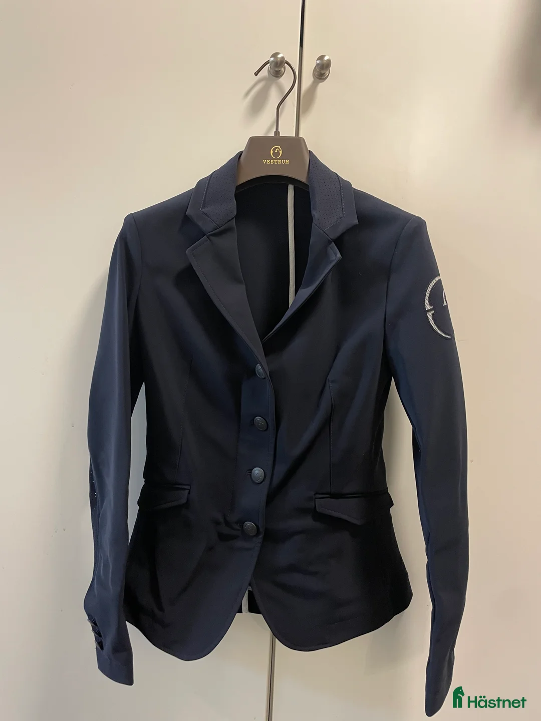 Jackor & Kavajer ryttarutrustning till salu: Kavaj i Göteborg - Annons 2