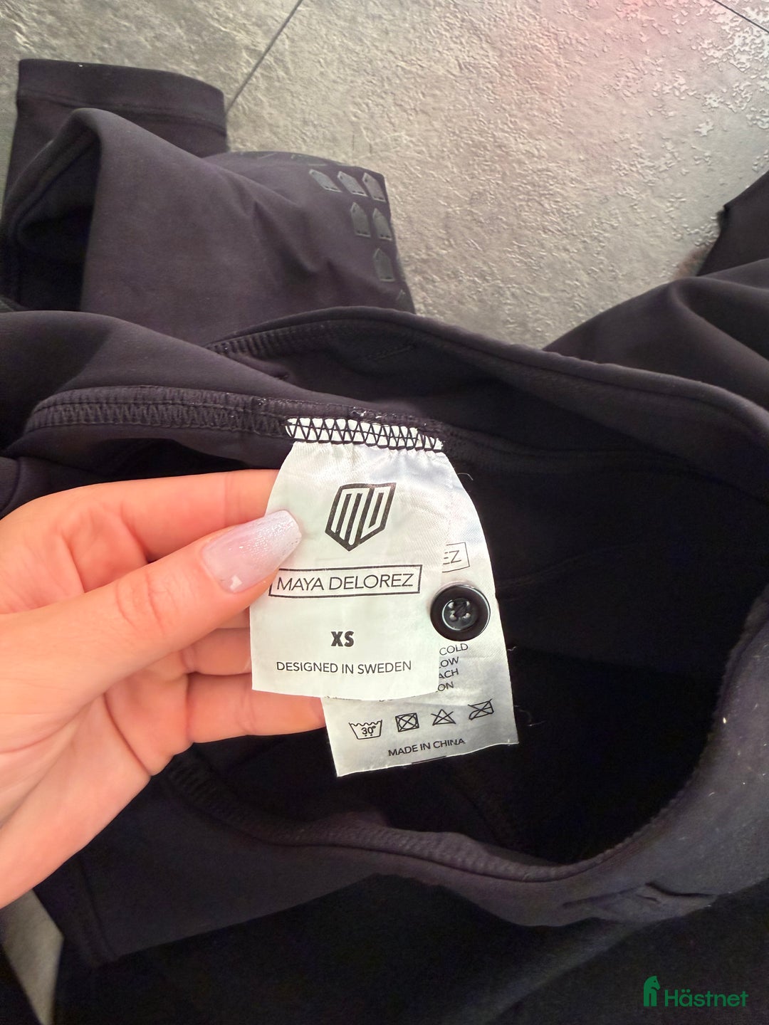 Ridbyxor ryttarutrustning till salu: Ridbyxor + hoodie  i Halmstad - Annons 7