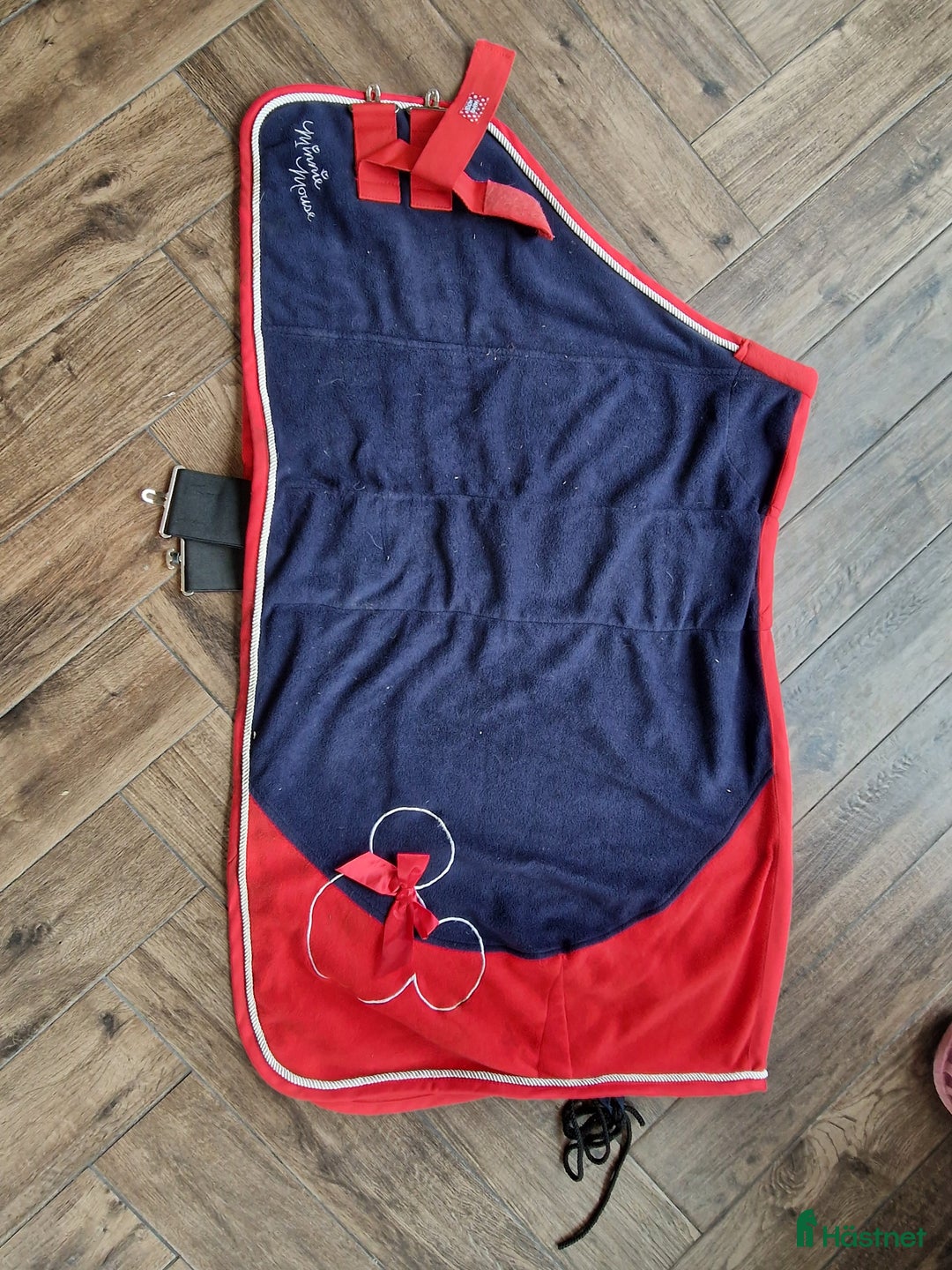 Täcken hästutrustning till salu: Fleece , regntäcke o stalltäcke i Eket - Annons 1