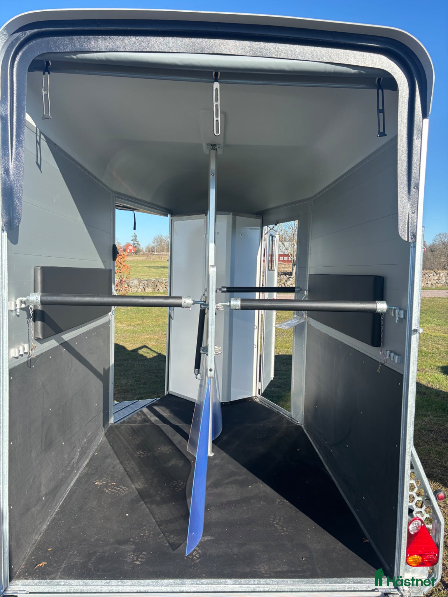 Hästtransporter  fordon & transport till salu: Cheval Touring Country  - Annons 5