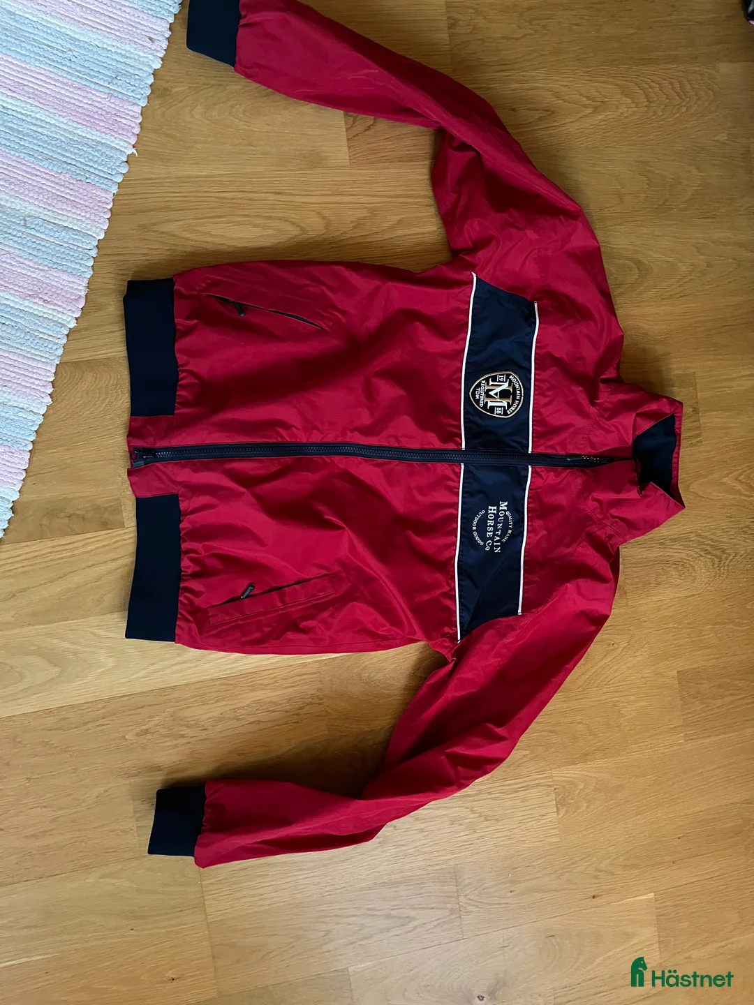 Övrigt Ridkläder ryttarutrustning till salu: Mountain horse vårjacka i stl 170 - Annons 1