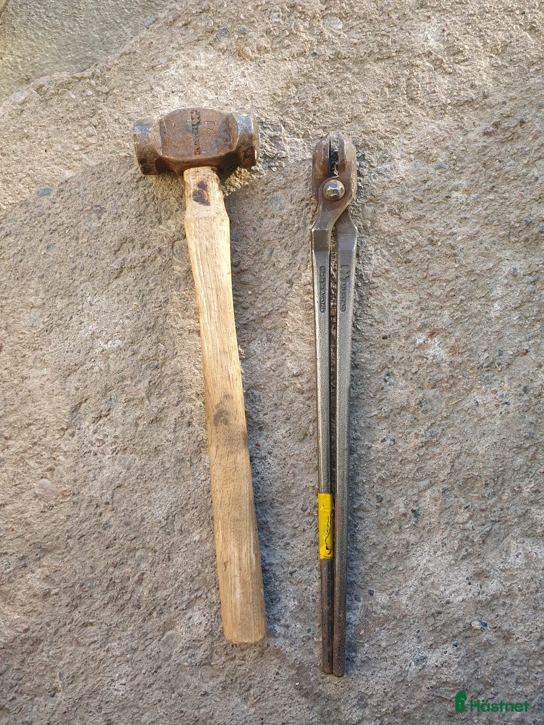 Övrig utrustning övrig utrustning till salu: Smideshammare & smidestång i Skövde - Annons 1