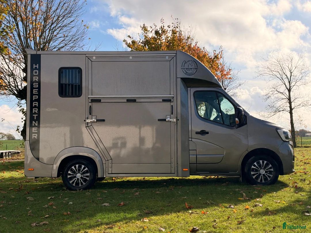Hästlastbilar  fordon & transport till salu: Horsepartner Vigo Hästlastbil - Annons 2