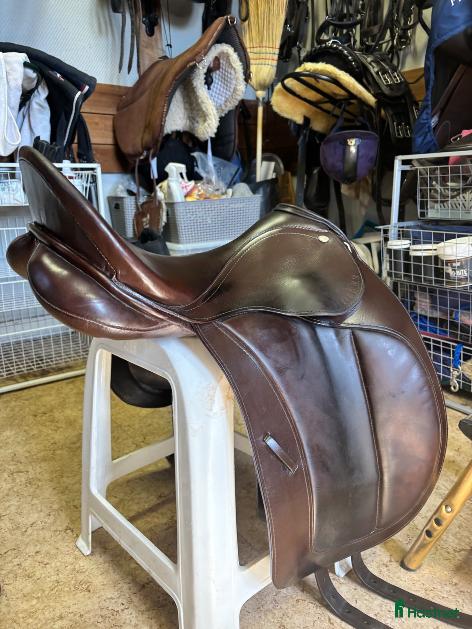 Sadlar hästutrustning Fin äldre dressyrsadel🤎 - Annons 7